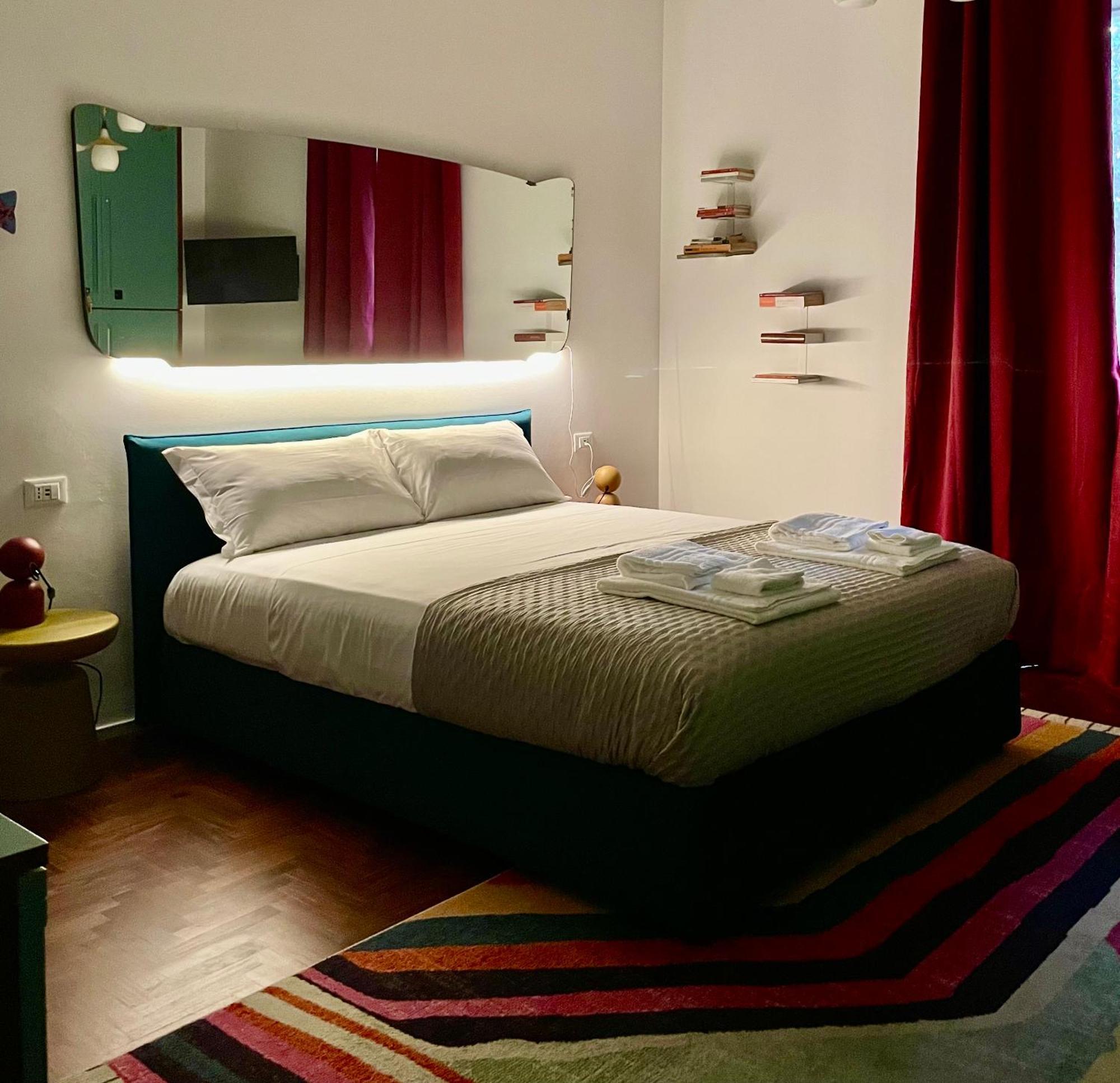 149 Borgo Ticino Suite Attico Di Lusso Con Terrazzo E Parking Privato Παβία Εξωτερικό φωτογραφία